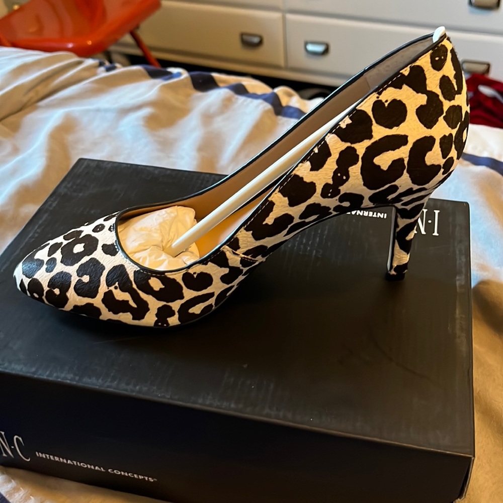 Brand new Inc zitah pump